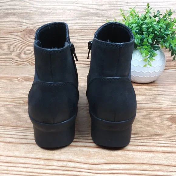 CLARK'S CLOUDSTEPPERS by Wedge Ankle Boots Black size 10 M Women - Picture 4 of 9